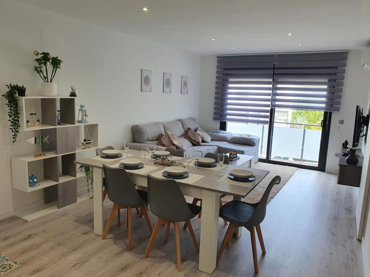 Moderno Duplex Comfort Roses Zewnętrze zdjęcie