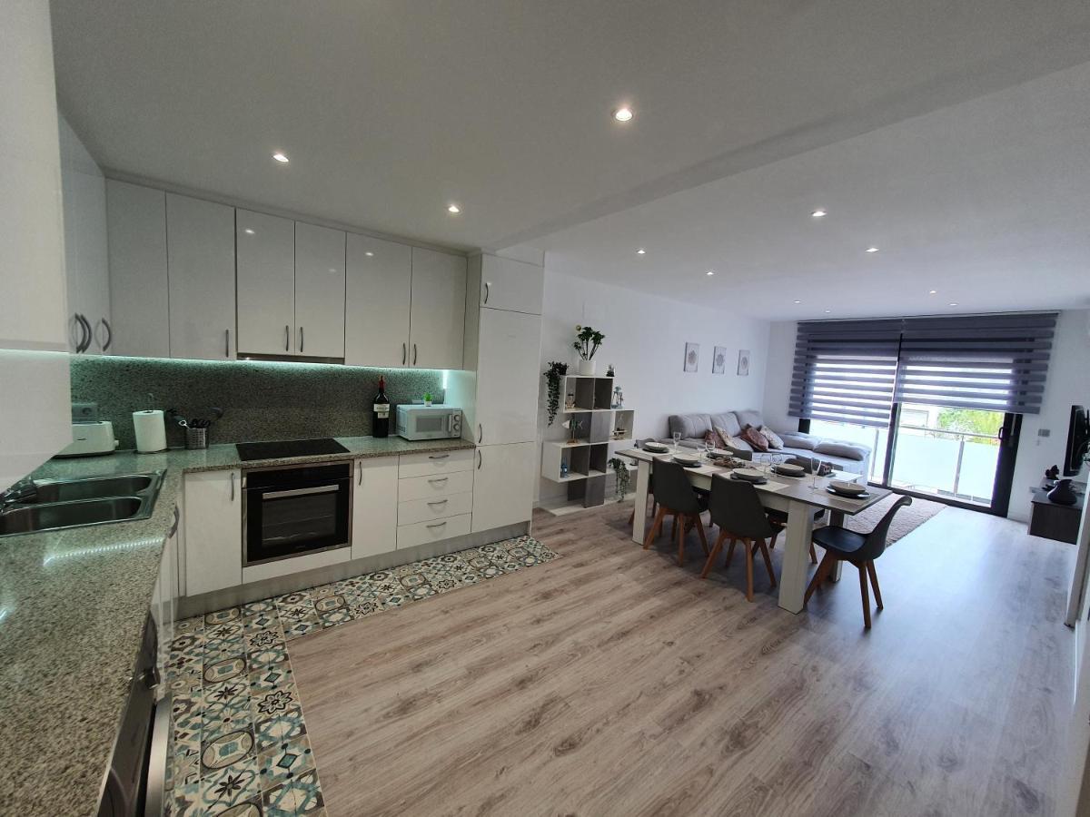 Moderno Duplex Comfort Roses Zewnętrze zdjęcie