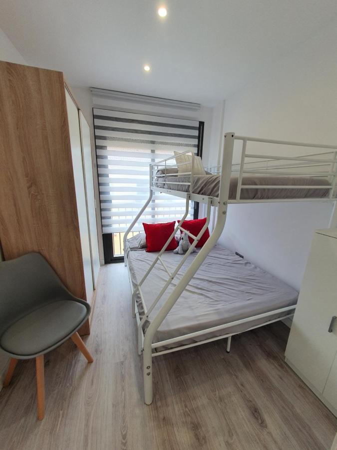 Moderno Duplex Comfort Roses Zewnętrze zdjęcie